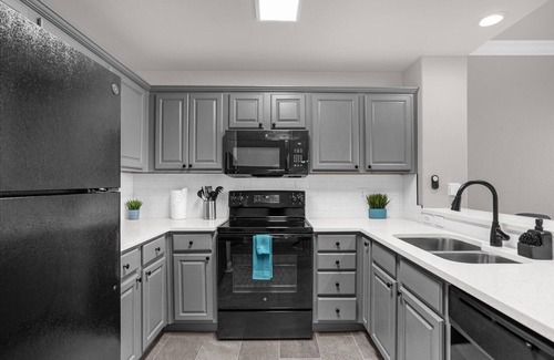 Florida Central Atlantic Coast Condo | DREAM location at newly modern Lakeview spot