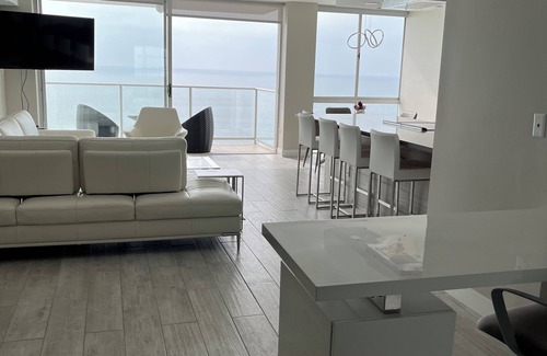 Coronado Condo | Dream Luxury Condo with Ocean Front View. Fully remodeled, brand new!