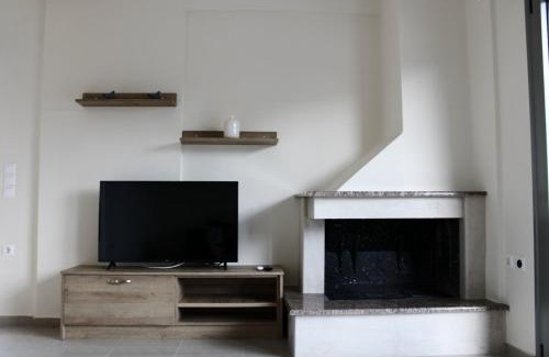 Aigialeia Villa | Dream Maisonete With Garden Near In Sea