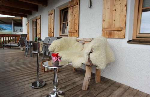 Schonbach Apartment | Dream Panorama Chalet TOP10 right in the ski and hiking area of the Kitzbühel Alps