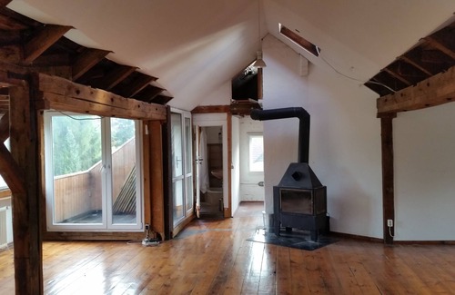 Grunheide Apartment | Dream top floor apartment by the lake