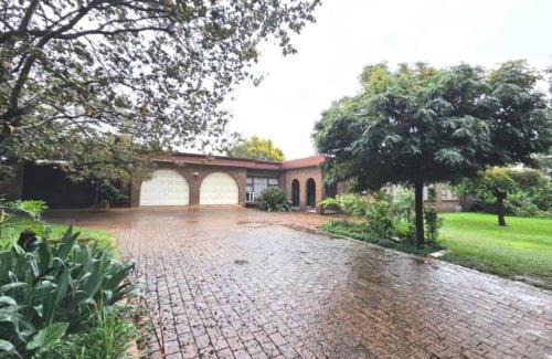 Vanderbijlpark House | Dream vacation home