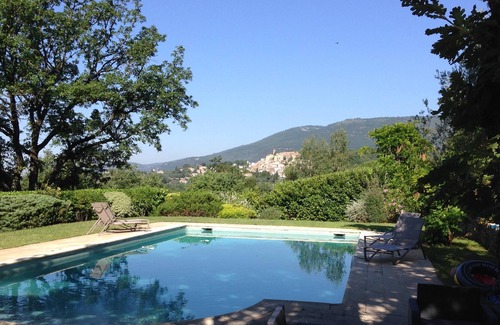 Chateauneuf-Grasse Villa | Dream villa near Opio golf course, from a unique point of view
