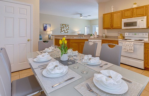 Four Corners Villa | DREAM VILLA-NEW 4BR/3BA-6 MILES FROM DISNEY SOUTH FACING PRIVATE POOL AND SPA