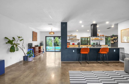 Miami Shores House | Dream Villa with private oasis