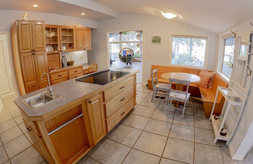 Homosassa House | Dreamcatcher Island - Scallop and Fishing Paradise