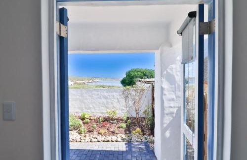 Paternoster Apartment | Dreamcatcher Thyme