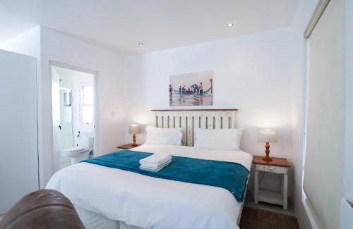 Paternoster Apartment | Dreamcatcher Thyme