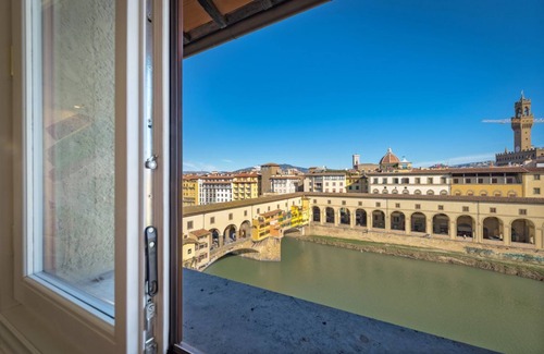 San Niccolo Apartment | Dreams Over Ponte Vecchio with outstanding view