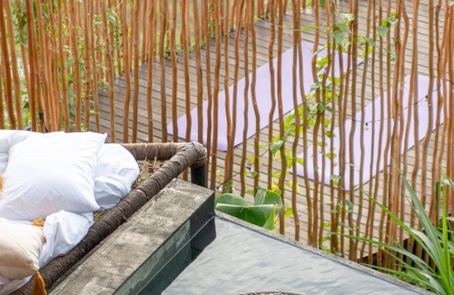 Klungkung Villa | Dreamy Cliffside Bamboo Villa with Pool and View