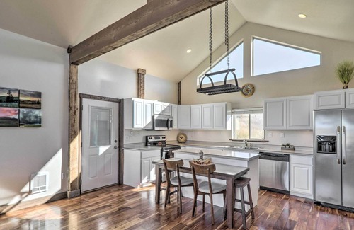 Eureka Cabin | Dreamy Hideaway w/360 View of Eureka Valley!