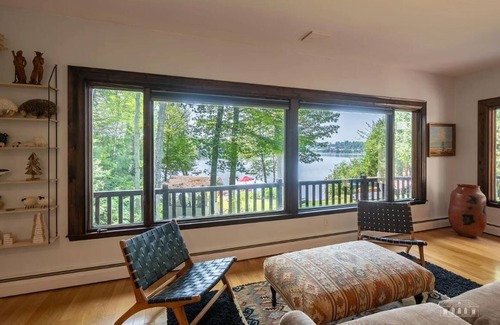 Lake Placid House | Dreamy Mirror Lake house retreat 5-Bedroom. 5 min walk to village
