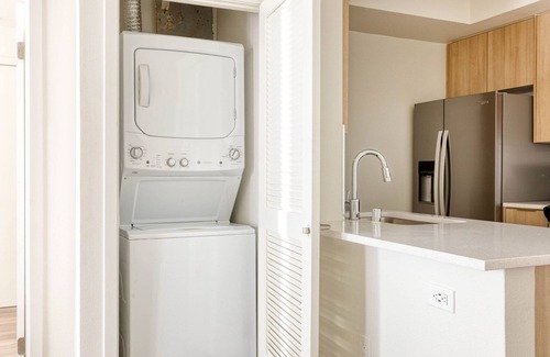 NoHo Arts District Apartment | Dreamy North Hollywood 2BR w/Gym, Pool & BBQ, nr Shops, by Blueground