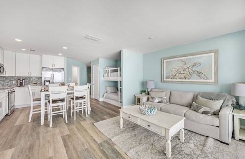 Crystal Beach Condo | Dreamy Oceanfront Penthouse: Indulge in Luxury Spa, Panoramic Views & Beach Fun!