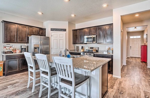 Windsor House | Dreamy Windsor Home with Grill ~ 3 Miles to Lake!