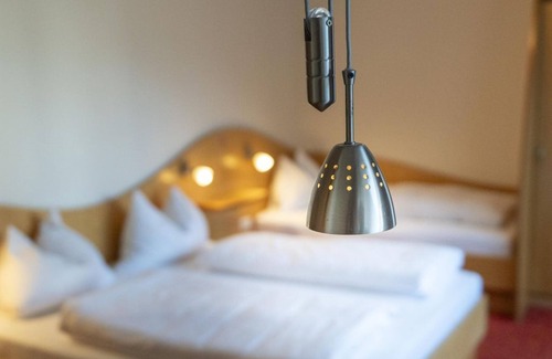 Altfinkenstein House | Dreibettzimmer - Finkensteiner Hof, Dion Hotels & Resorts Gmbh