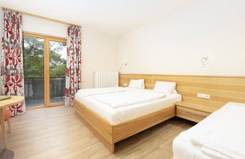 Altfinkenstein House | Dreibettzimmer - Finkensteiner Hof, Dion Hotels & Resorts Gmbh