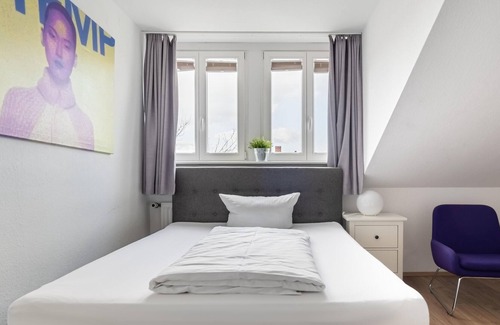 Innere Neustadt Apartment | Dresden Antonstraße | Two-Bedroom Attic Suite