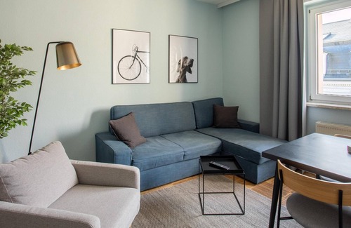 Innere Neustadt Apartment | Dresden Hoyerswerdaer Str | One-Bedroom Suite XL