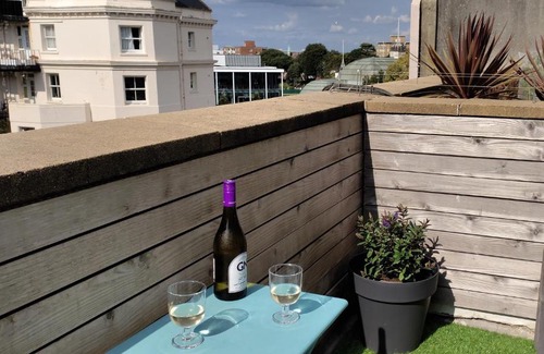 Eastbourne Seafront Apartment | Dress Circle