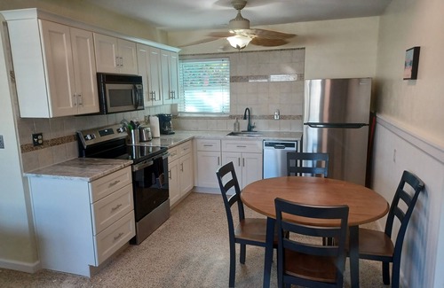 Siesta Key Cottage | Drift Inn A, Heated Pool, Beach and Amenities, 2-3 min walk.