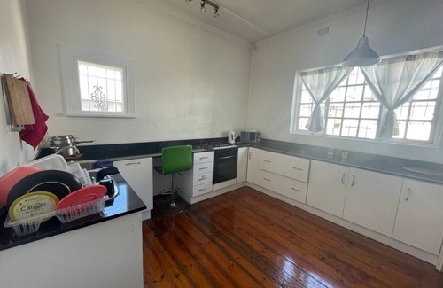 Port Elizabeth Central House | Drifters Haven Guest House