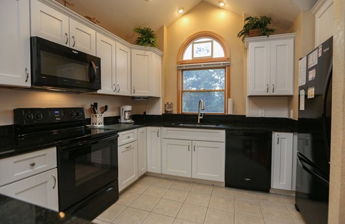 Sea Acres House | Driftin South - 5 BR Oceanside Home in Duck - Short Walk to Shops & Restaurants