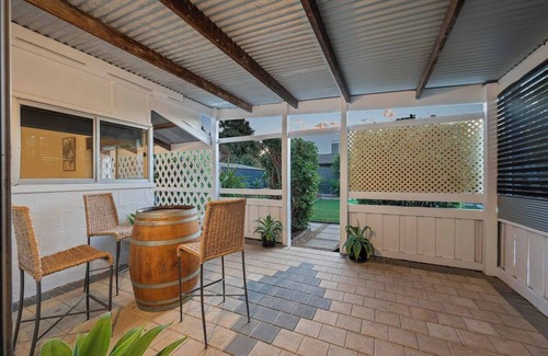 Aldinga Beach Cottage | Driftwood Beach House A Cosy Coastal Cottage