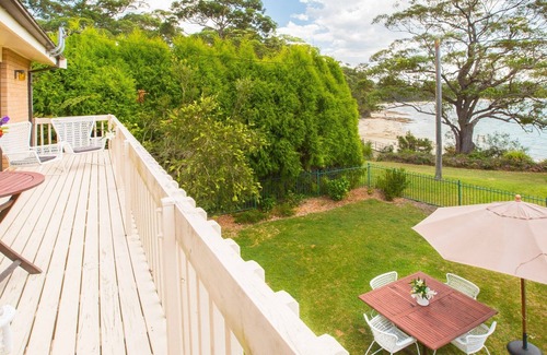 Vincentia House | Driftwood - Beachfront location, pet friendly, families