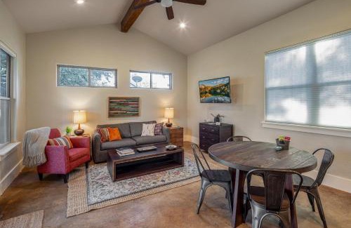 Driftwood House | Driftwood Casitas - Birdsong Casita