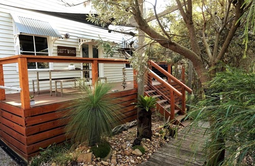 Walkerville Cottage | Driftwood Coastal Cottage.WoodFire.Linen.Perfect base for Wilson's Prom
