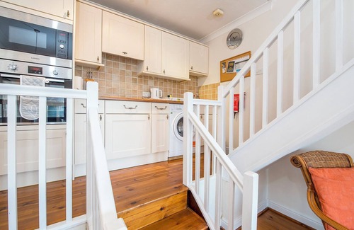 Little Haven House | Driftwood, Holiday Home Broad Haven, Sleeps 2, 1 bedrooms, bathrooms