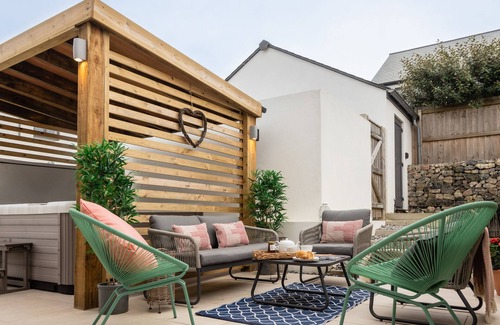 Crantock House | DRIFTWOOD, pet friendly, character holiday cottage in Crantock