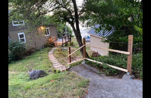 South Colby House | Drive up, private beach house, breathtaking views