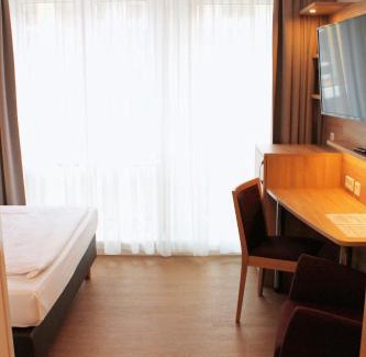 Mitte-Sud Hotel | DRK-Tagungshotel-Dunant