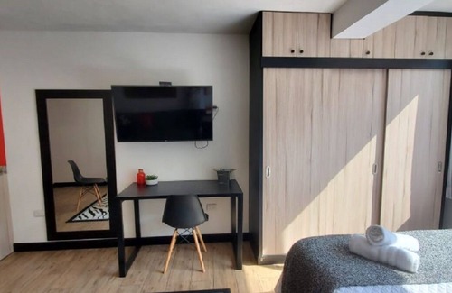 Zona 15 Apartment | DST3 Complete studio in zone 15