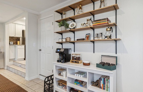Royal Oak House | DT Royal Oak 5 Mins /King /Smart TV /Washer & Dryer