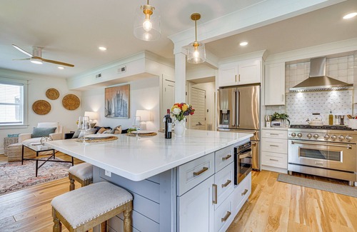 Charleston Apartment | Dtwn Retreat w/Game Room! Walk to Hampton Park