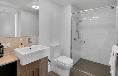 Mackay Apartment | Dual Key Apartment with Wifi Pool and Parking