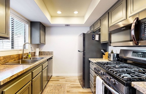 Canyon Corridor Condo | Dual-Suite Canyon Country Club Estados Condo | Pool, Hot Tub & Tennis