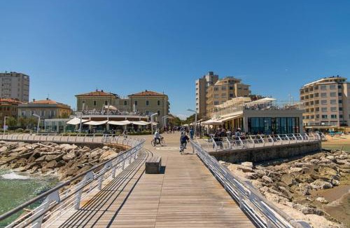 Pesaro Apartment | Ducale Home in Piazza del Popolo a Pesaro