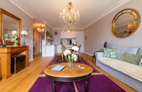 Vannes Apartment | Duchesse - Intramuros - Ascenseur - Coquet - Wifi