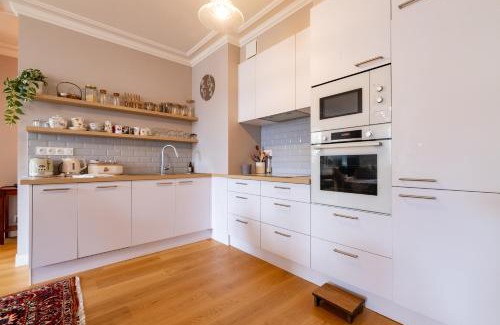 Vannes Apartment | Duchesse - Intramuros - Ascenseur - Coquet - Wifi