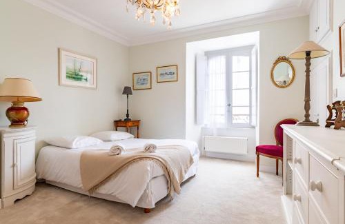 Vannes Apartment | Duchesse - Intramuros - Ascenseur - Coquet - Wifi