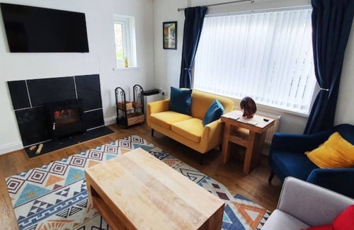 Brecon Cottage | Duck Cottage - Brecon Canal