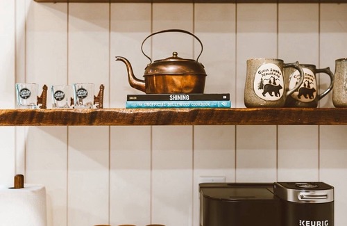 Gatlinburg Cottage | Dudley Creek Cottage; cozy little cottage. Hot tub + fire pit + arcade!