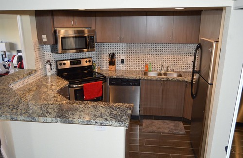Winchester Condo | Duel Master Suit near the Las Vegas Strip & Convention Center