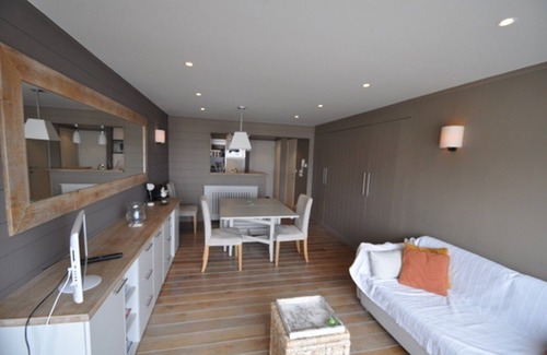 Duinbergen Apartment | Duinbergen Stay by the Sea