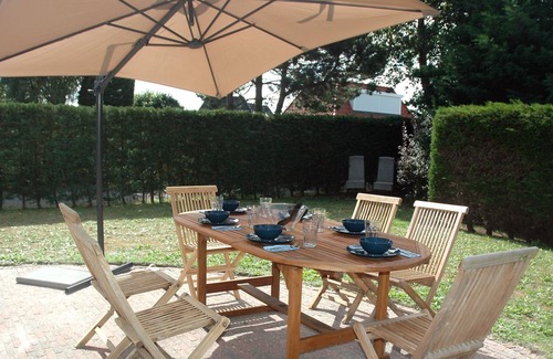 Municipality of Noordwijk Cottage | Duinhuisje Noordwijk, 200 m to the dunes, dog-friendly