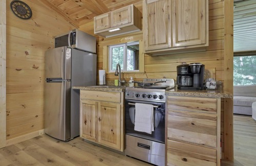 Logan Cabin | Duke's Getaway At Big Branch #00805